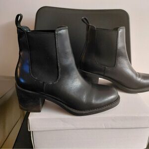 Cougar Sleek Black Waterproof Ankle Boots